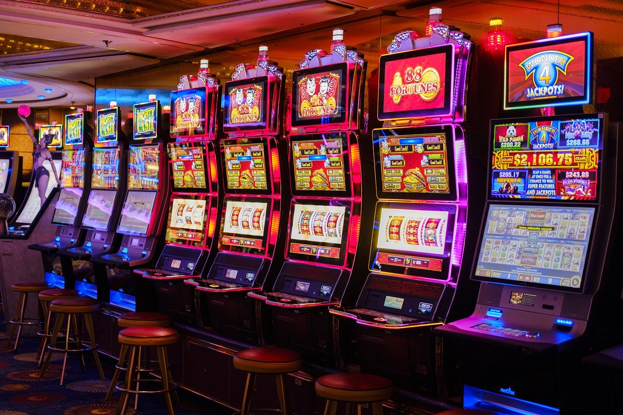 Pros And Cons of Online Slot Machines – 2021 guide